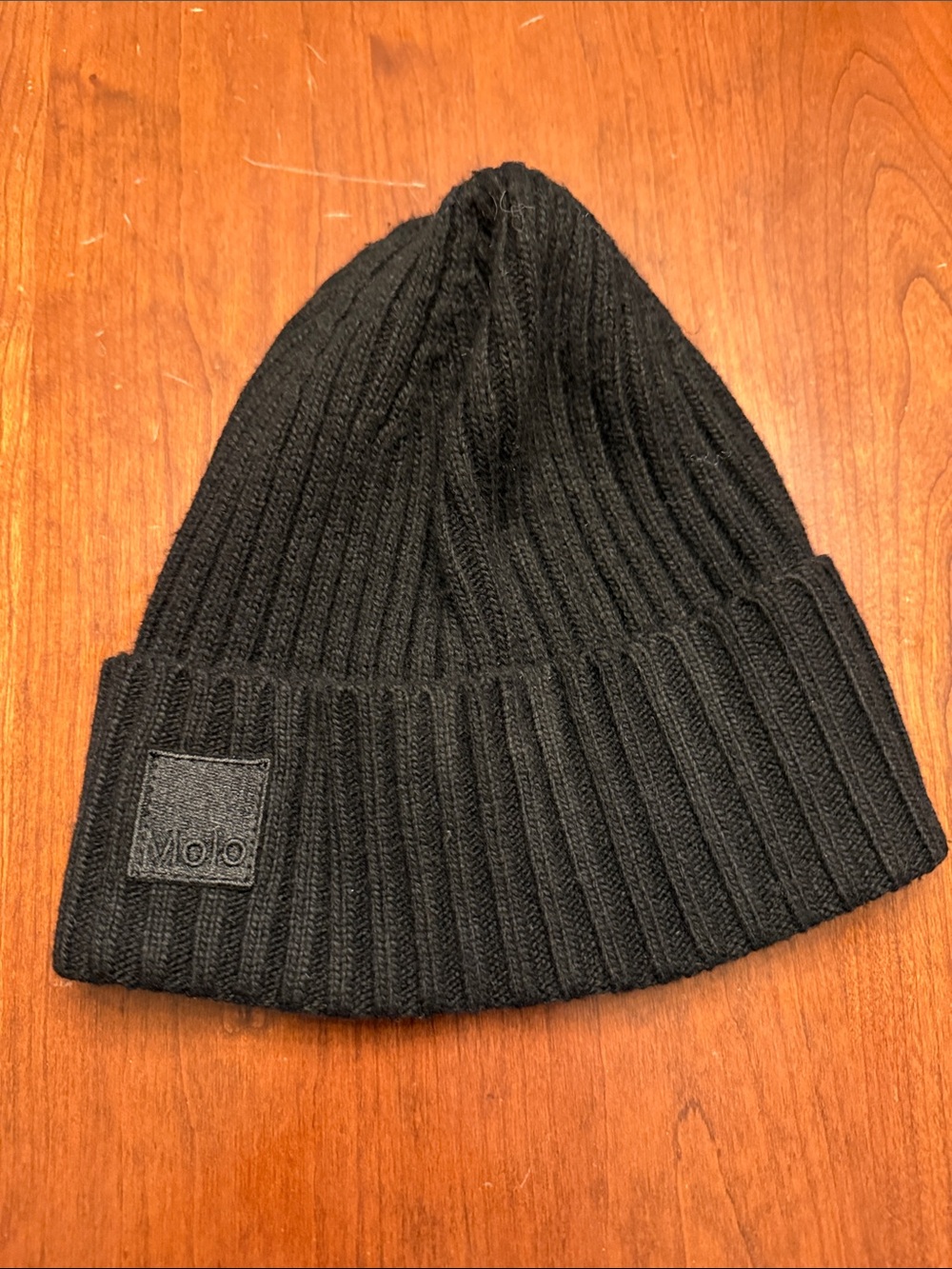 AMAZING LIMITED EDITION MOLO SIZE 6-8 YOUTH UNISEX WINTER HAT